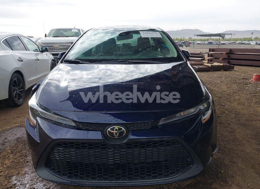 Photo 12 of 2022 Toyota Corolla LE (VIN 5YFHPMAE8NP334547)