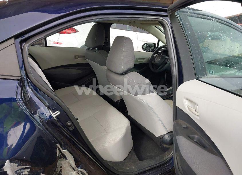 Photo 8 of 2022 Toyota Corolla LE (VIN 5YFHPMAE8NP334547)