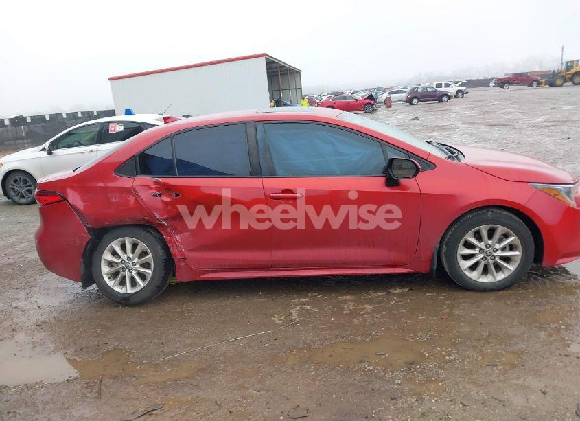 Photo 13 of 2020 Toyota Corolla LE (VIN 5YFHPRAE3LP025580)