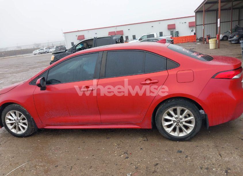 Photo 14 of 2020 Toyota Corolla LE (VIN 5YFHPRAE3LP025580)