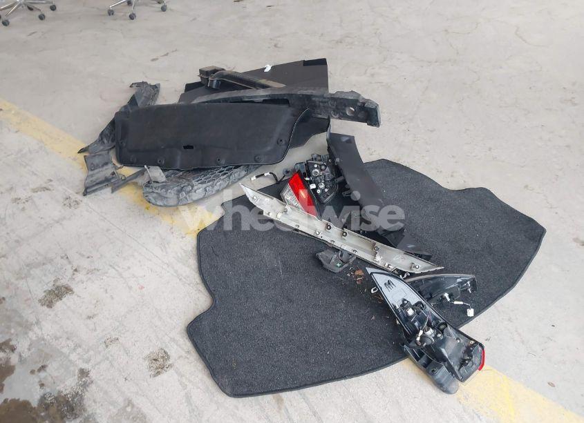 Photo 12 of 2020 Toyota Corolla LE (VIN 5YFHPRAE5LP012670)
