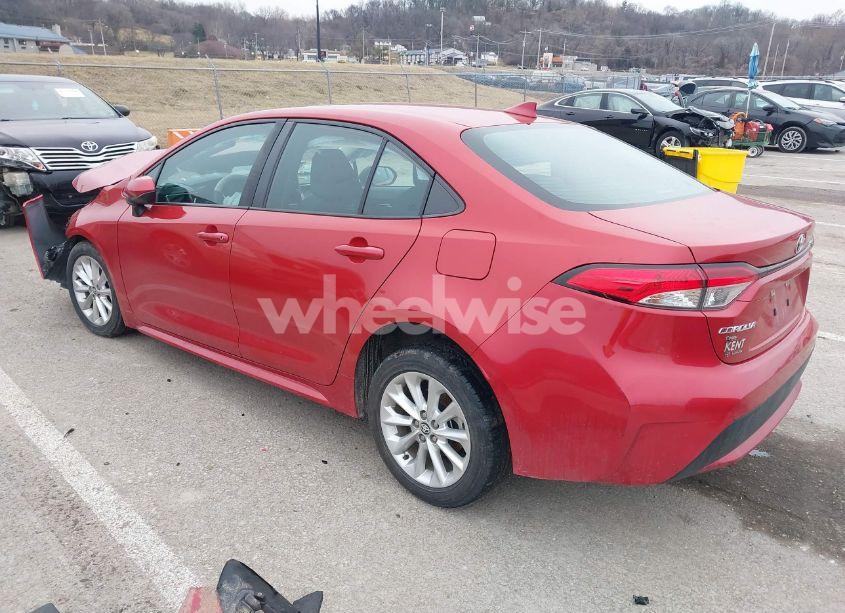 Photo 3 of 2020 Toyota Corolla LE (VIN 5YFHPRAE6LP065426)