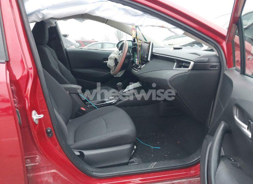 Photo 5 of 2020 Toyota Corolla LE (VIN 5YFHPRAE6LP065426)