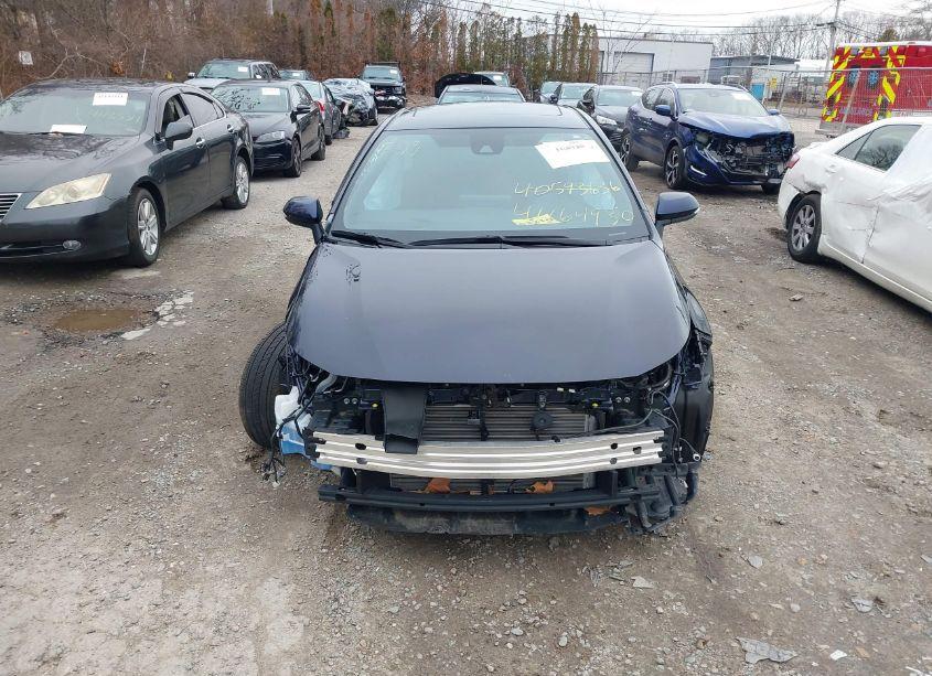 Photo 13 of 2022 Toyota Corolla SE 6MT (VIN 5YFM4MCE1NP130919)