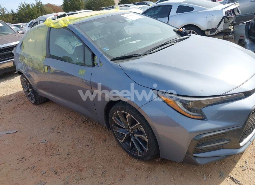 2020 Toyota Corolla SE 6MT (VIN 5YFM4RCE2LP047039) main photo