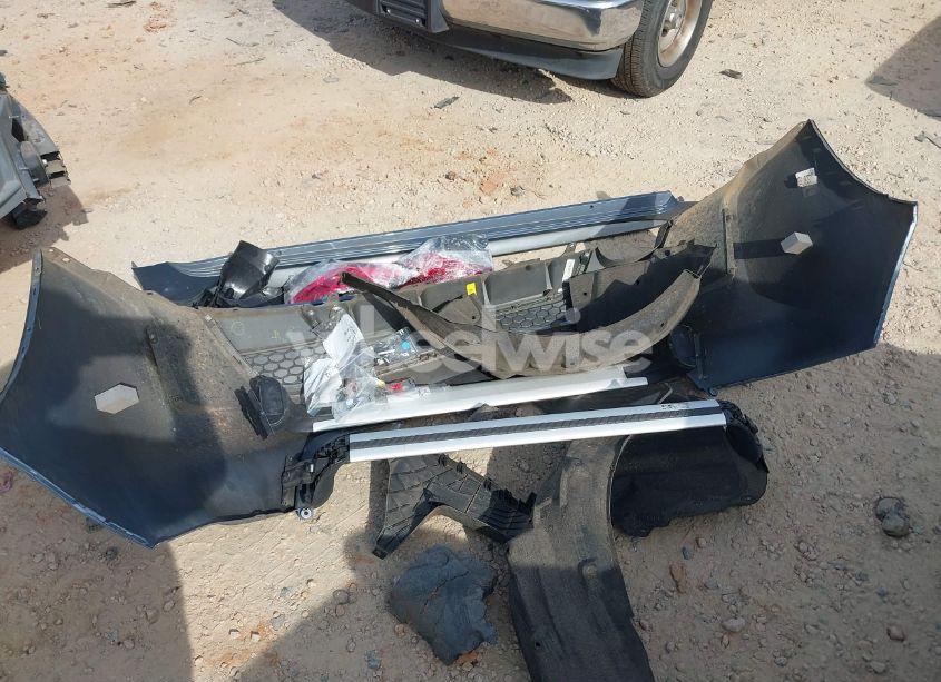 Photo 12 of 2020 Toyota Corolla SE 6MT (VIN 5YFM4RCE2LP047039)