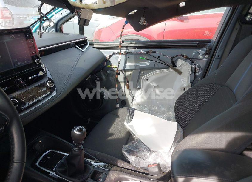 Photo 5 of 2020 Toyota Corolla SE 6MT (VIN 5YFM4RCE2LP047039)