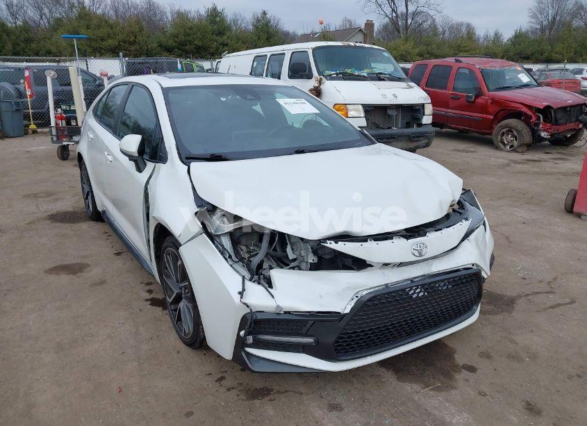 2020 Toyota Corolla SE 6MT (VIN 5YFM4RCE5LP041123) main photo