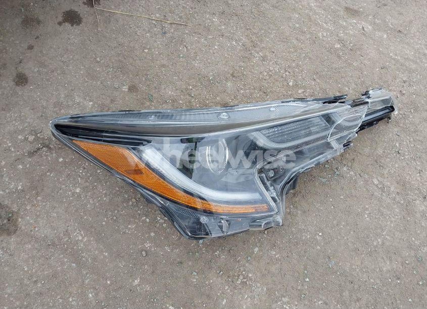 Photo 12 of 2020 Toyota Corolla SE 6MT (VIN 5YFM4RCE5LP041123)