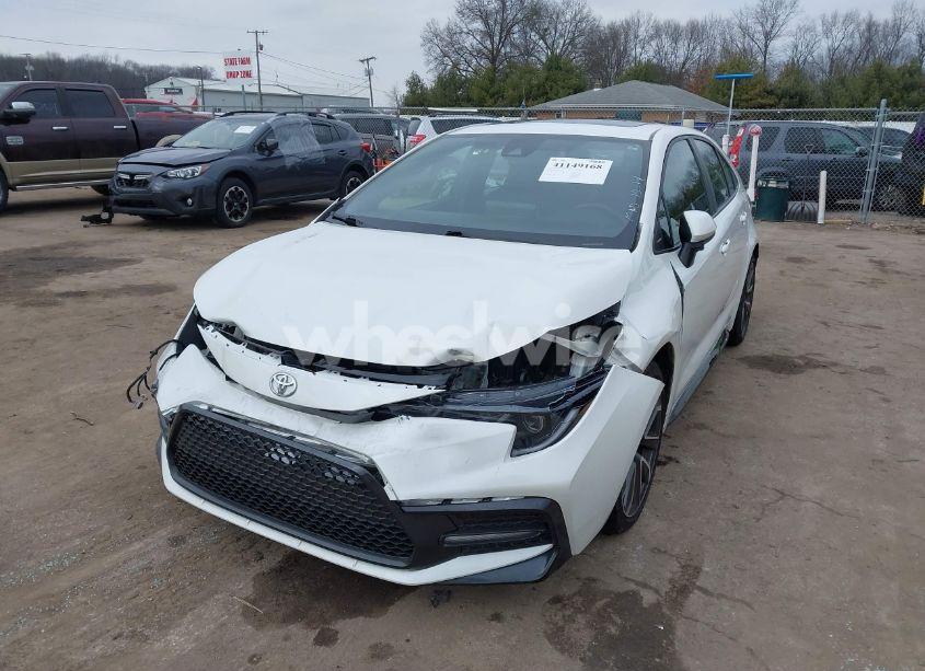 Photo 2 of 2020 Toyota Corolla SE 6MT (VIN 5YFM4RCE5LP041123)