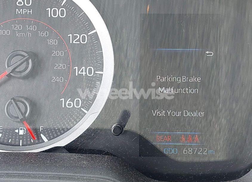 Photo 15 of 2020 Toyota Corolla SE 6MT (VIN 5YFM4RCE7LP054553)