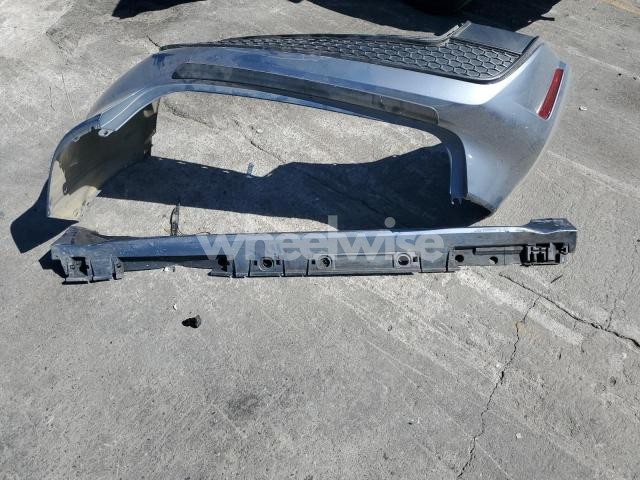 Photo 2 of 2021 TOYOTA COROLLA SE (VIN 5YFP4MCE2MP077188)