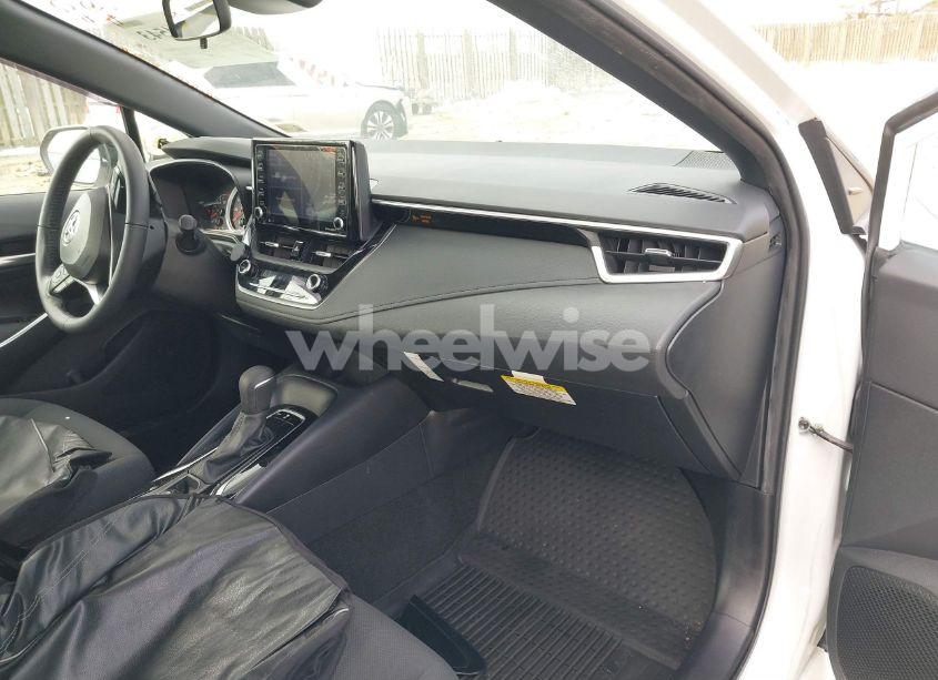 Photo 5 of 2022 Toyota Corolla SE (VIN 5YFP4MCE2NP108683)