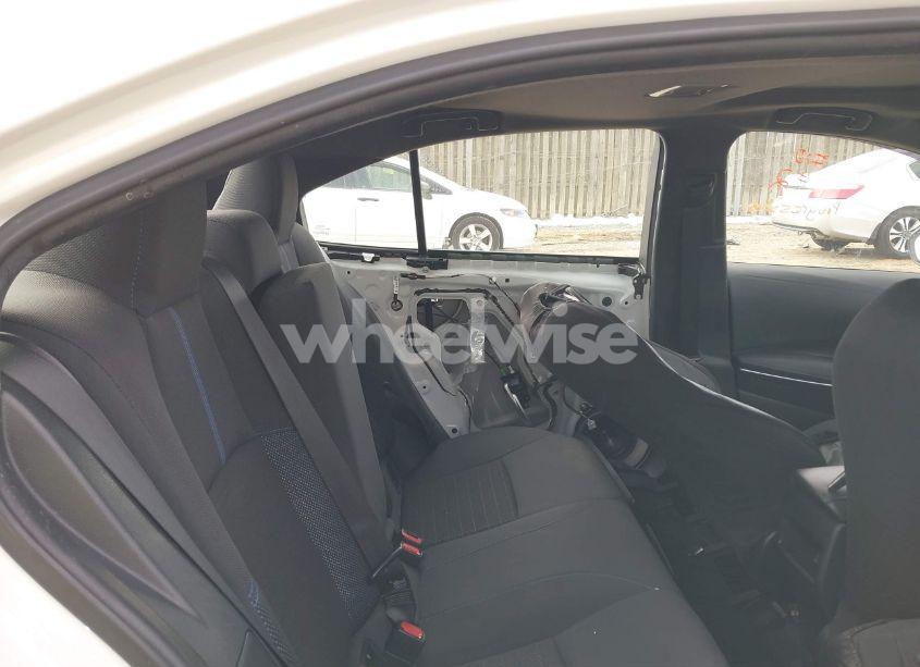 Photo 8 of 2022 Toyota Corolla SE (VIN 5YFP4MCE2NP108683)