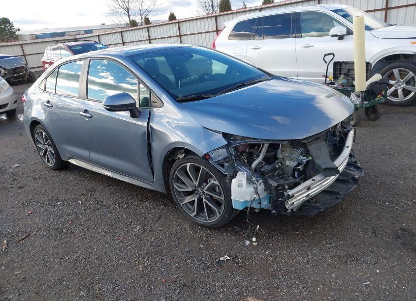 2022 Toyota Corolla SE (VIN 5YFP4MCE5NP110119) main photo