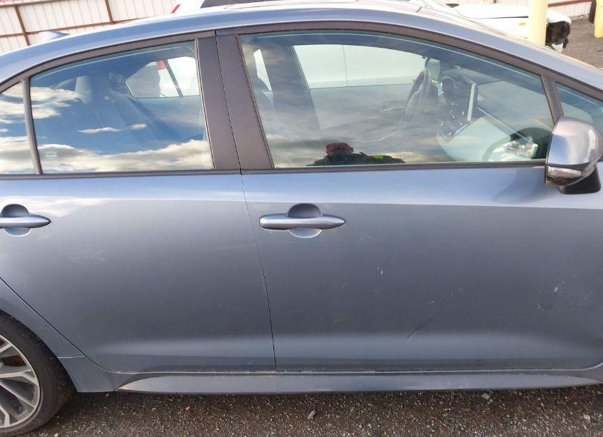 Photo 14 of 2022 Toyota Corolla SE (VIN 5YFP4MCE5NP110119)