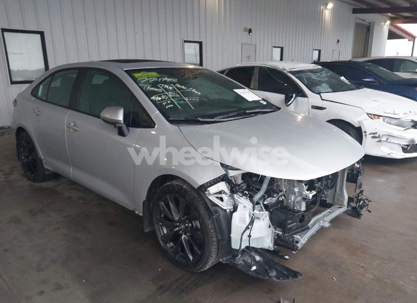 2024 Toyota Corolla SE (VIN 5YFP4MCE5RP185764) main photo