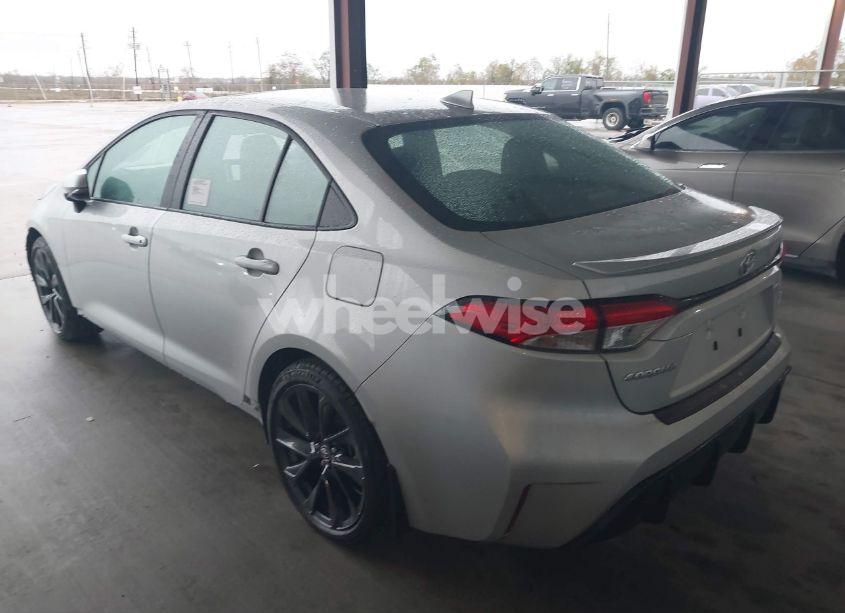Photo 3 of 2024 Toyota Corolla SE (VIN 5YFP4MCE5RP185764)