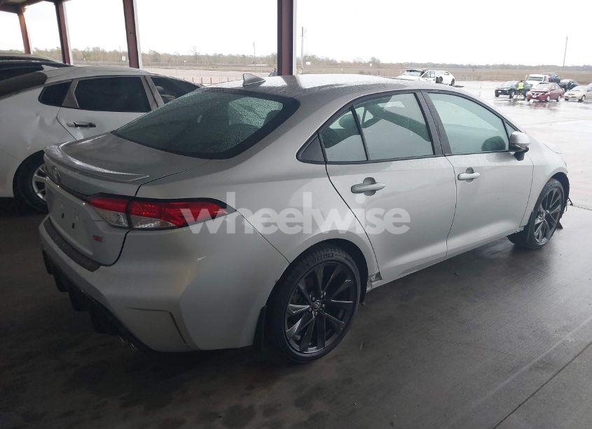 Photo 4 of 2024 Toyota Corolla SE (VIN 5YFP4MCE5RP185764)