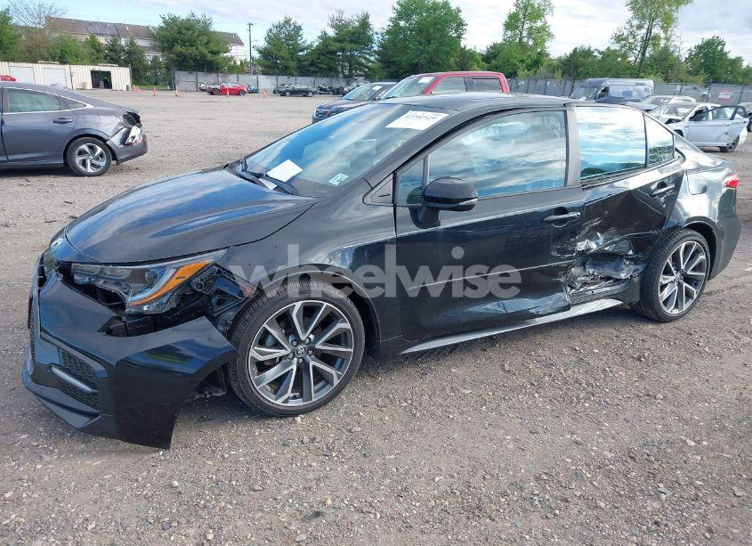 Photo 2 of 2021 Toyota Corolla SE (VIN 5YFP4MCE6MP092552)