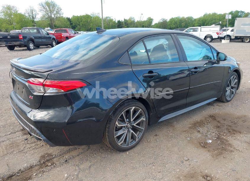 Photo 4 of 2021 Toyota Corolla SE (VIN 5YFP4MCE6MP092552)