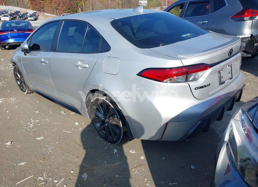 Photo 3 of 2024 Toyota Corolla SE (VIN 5YFP4MCE6RP198393)