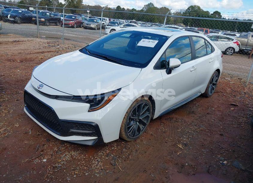 Photo 2 of 2022 Toyota Corolla SE (VIN 5YFP4MCE7NP133031)