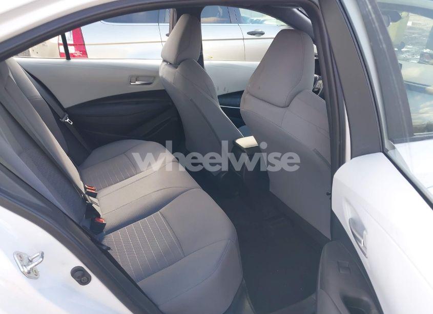 Photo 8 of 2022 Toyota Corolla SE (VIN 5YFP4MCE7NP133031)