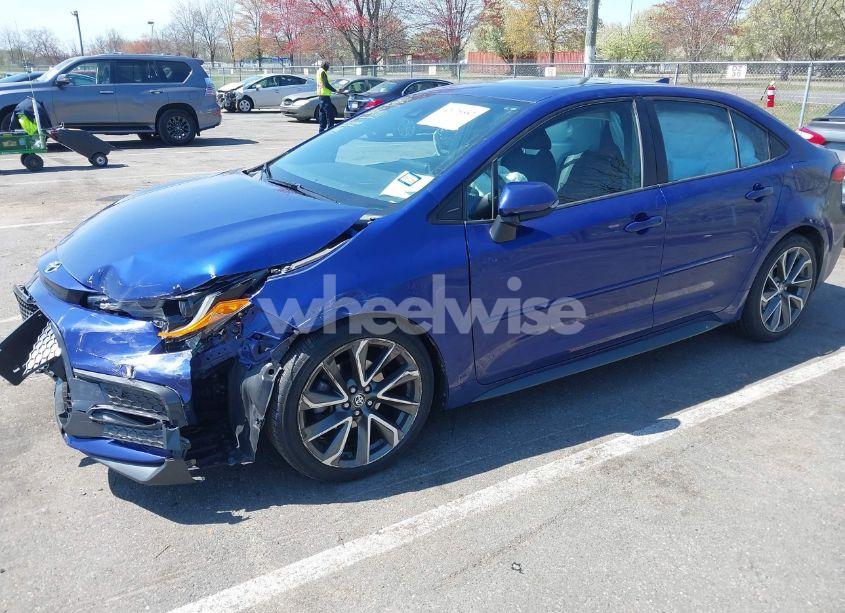 Photo 2 of 2021 Toyota Corolla SE (VIN 5YFP4MCE9MP064597)