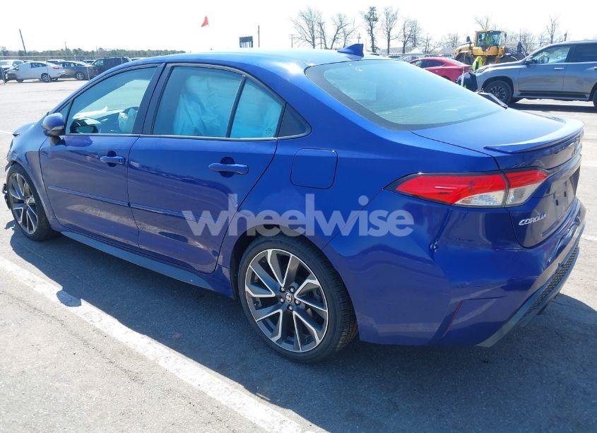 Photo 3 of 2021 Toyota Corolla SE (VIN 5YFP4MCE9MP064597)