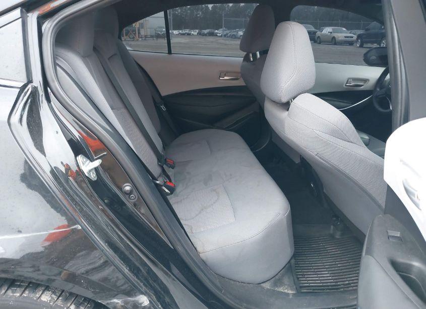 Photo 8 of 2022 Toyota Corolla SE (VIN 5YFP4MCE9NP108910)