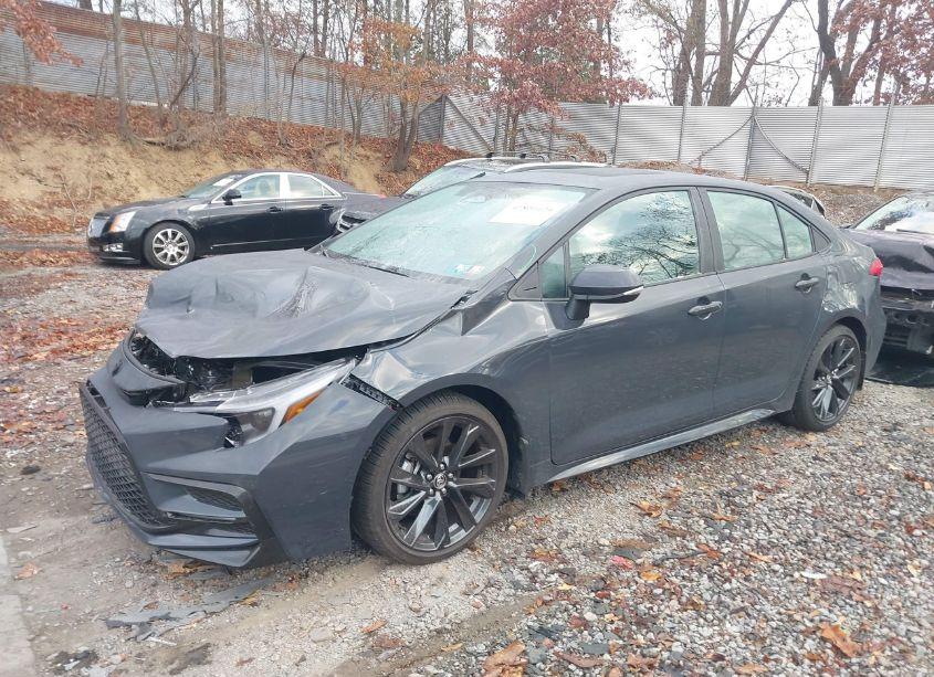 Photo 2 of 2024 Toyota Corolla SE (VIN 5YFP4MCE9RP203649)