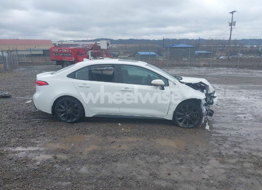 Photo 13 of 2024 Toyota Corolla SE (VIN 5YFP4MCE9RP210472)