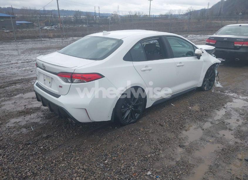 Photo 4 of 2024 Toyota Corolla SE (VIN 5YFP4MCE9RP210472)