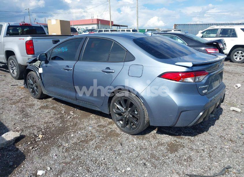 Photo 3 of 2025 Toyota Corolla SE (VIN 5YFP4MCE9SP219002)