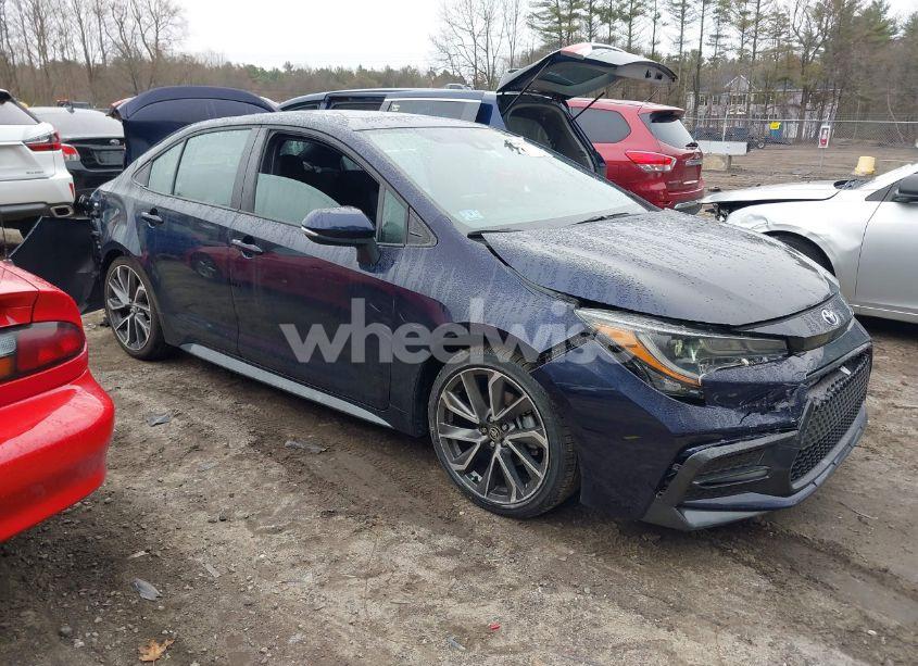 2022 Toyota Corolla SE (VIN 5YFP4MCEXNP108754) main photo