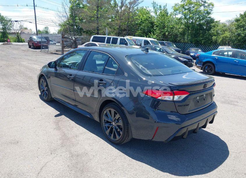 Photo 3 of 2025 Toyota Corolla SE (VIN 5YFP4MCEXSP225682)