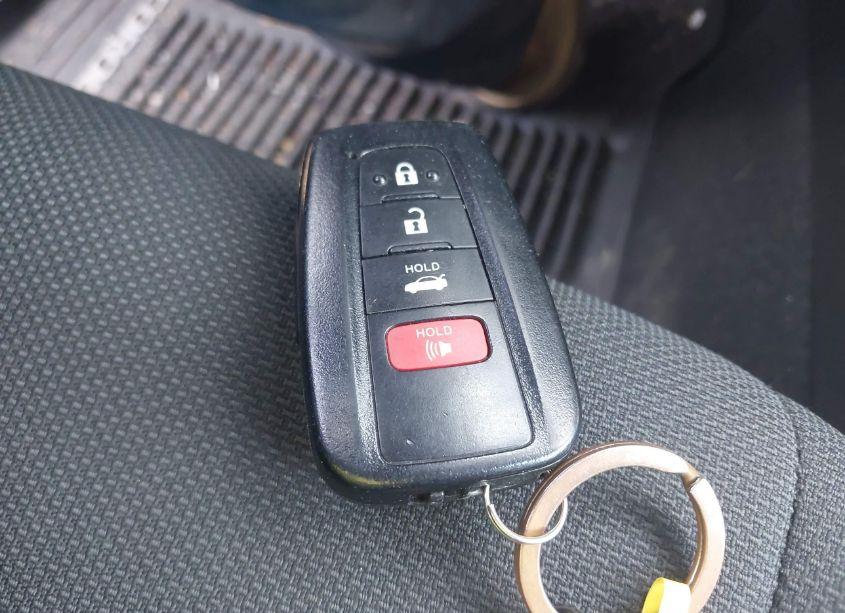 Photo 11 of 2020 Toyota Corolla SE (VIN 5YFP4RCE2LP050004)