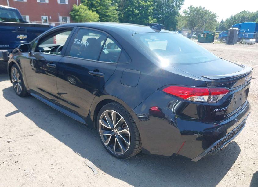 Photo 3 of 2020 Toyota Corolla SE (VIN 5YFP4RCE2LP050004)