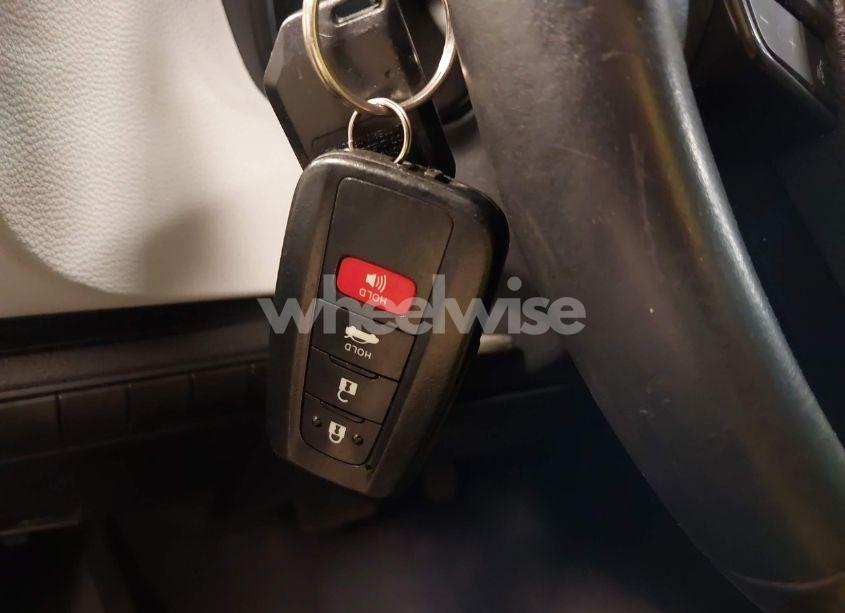 Photo 11 of 2020 Toyota Corolla SE (VIN 5YFP4RCE3LP013060)