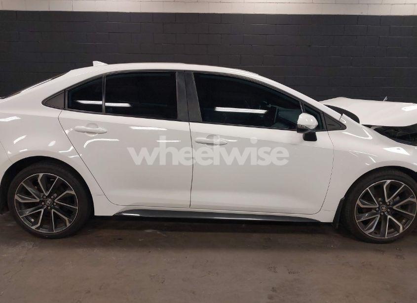 Photo 13 of 2020 Toyota Corolla SE (VIN 5YFP4RCE3LP013060)