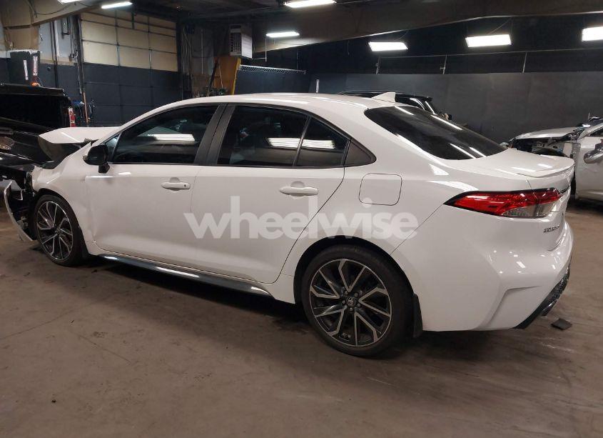 Photo 3 of 2020 Toyota Corolla SE (VIN 5YFP4RCE3LP013060)