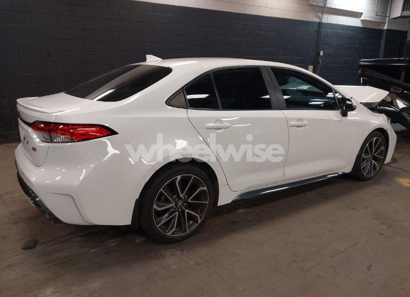 Photo 4 of 2020 Toyota Corolla SE (VIN 5YFP4RCE3LP013060)
