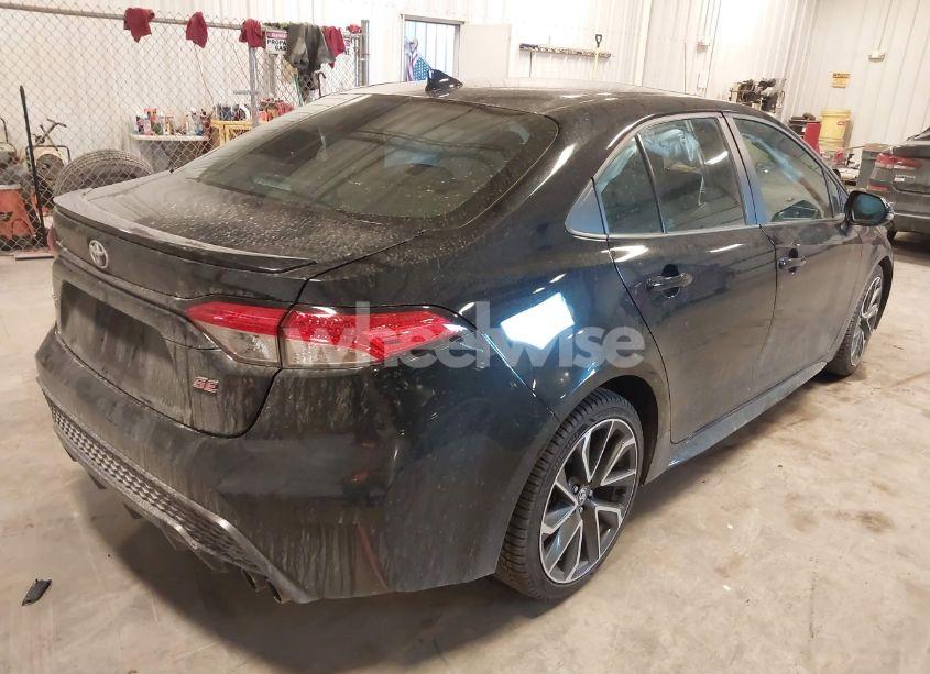 Photo 4 of 2020 Toyota Corolla SE (VIN 5YFP4RCE4LP041532)