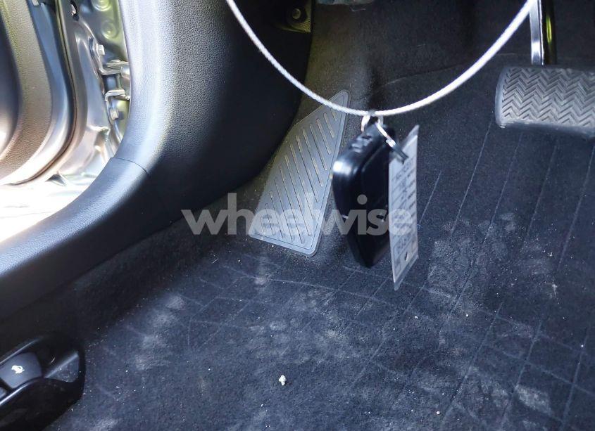 Photo 11 of 2020 Toyota Corolla SE (VIN 5YFP4RCE5LP013822)