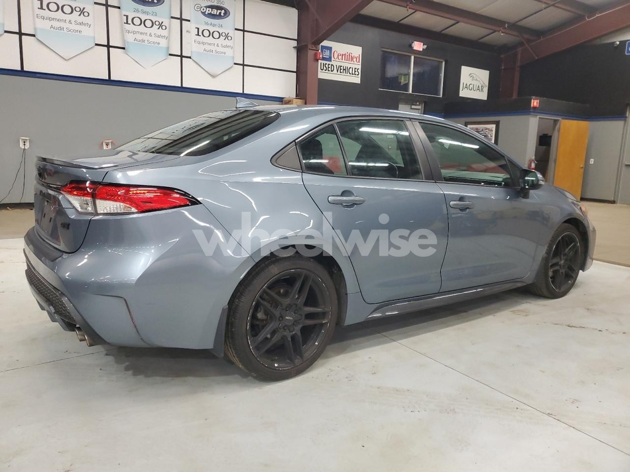 Photo 3 of 2020 TOYOTA COROLLA SE (VIN 5YFP4RCE5LP041281)