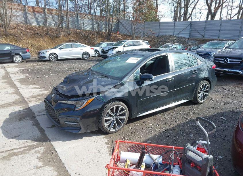 Photo 2 of 2020 Toyota Corolla SE (VIN 5YFP4RCE9LP009370)