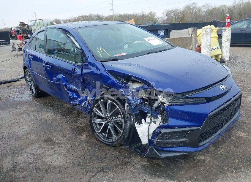 2020 Toyota Corolla SE (VIN 5YFP4RCE9LP023589) main photo