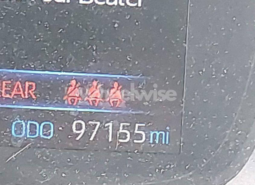 Photo 15 of 2020 Toyota Corolla SE (VIN 5YFP4RCE9LP023589)