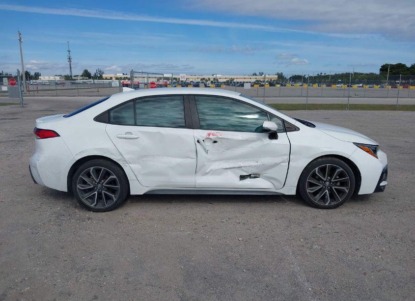 Photo 13 of 2021 Toyota Corolla SE (VIN 5YFS4MCE0MP062201)